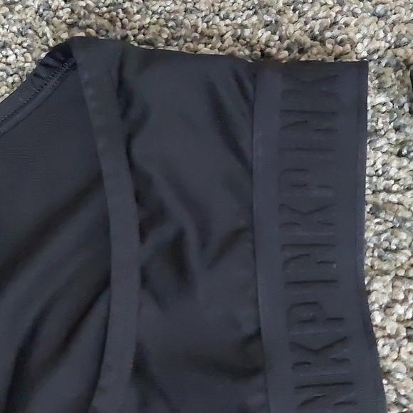 Victoria's Secret Pink Activewear Bundle Black- White LARGE - Picture 10 of 11